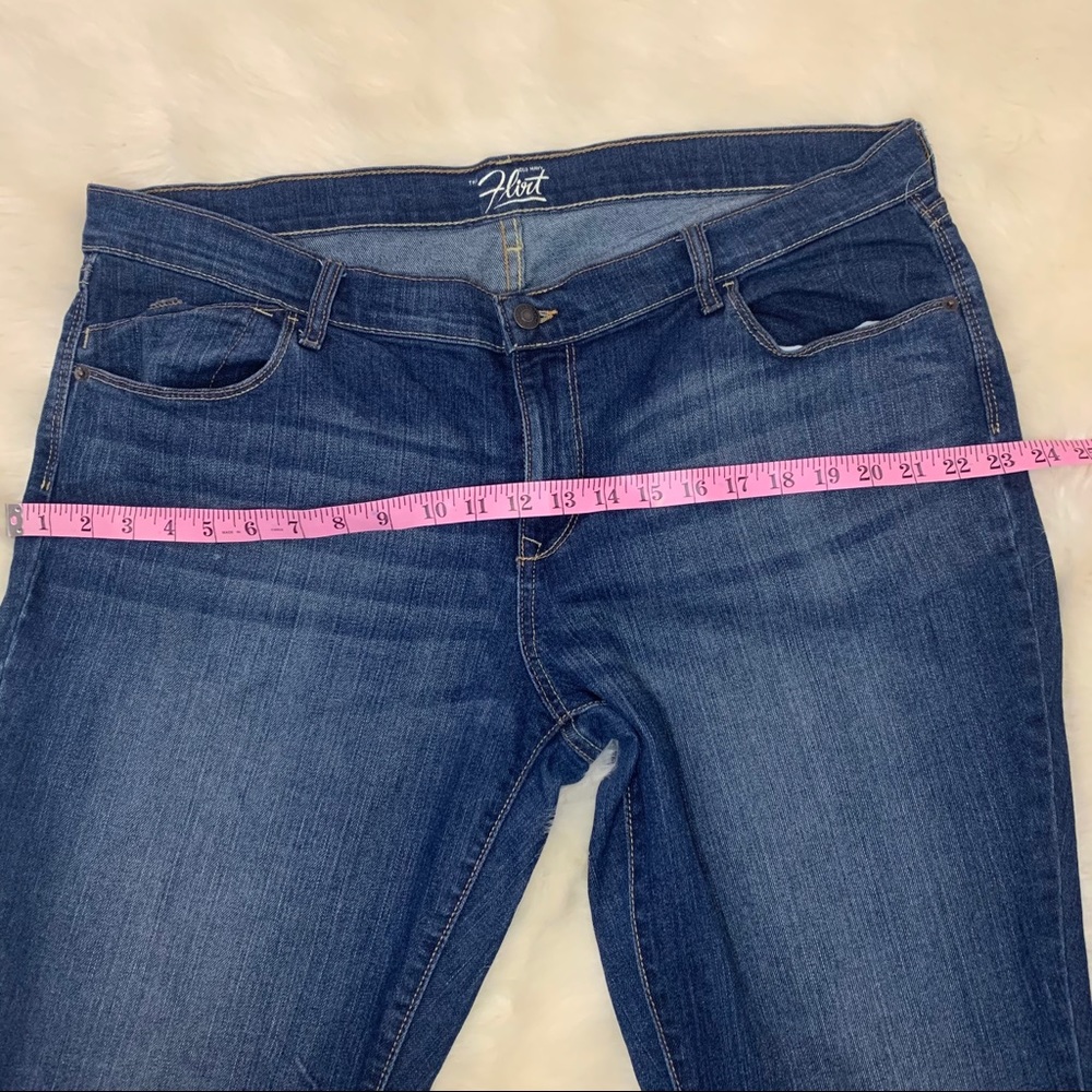 Old Navy “The Flirt” Jeans sz18 long - Picture 6 of 14